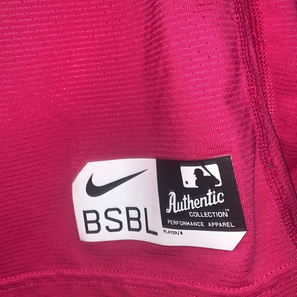 Nike - Picture 4 of 6